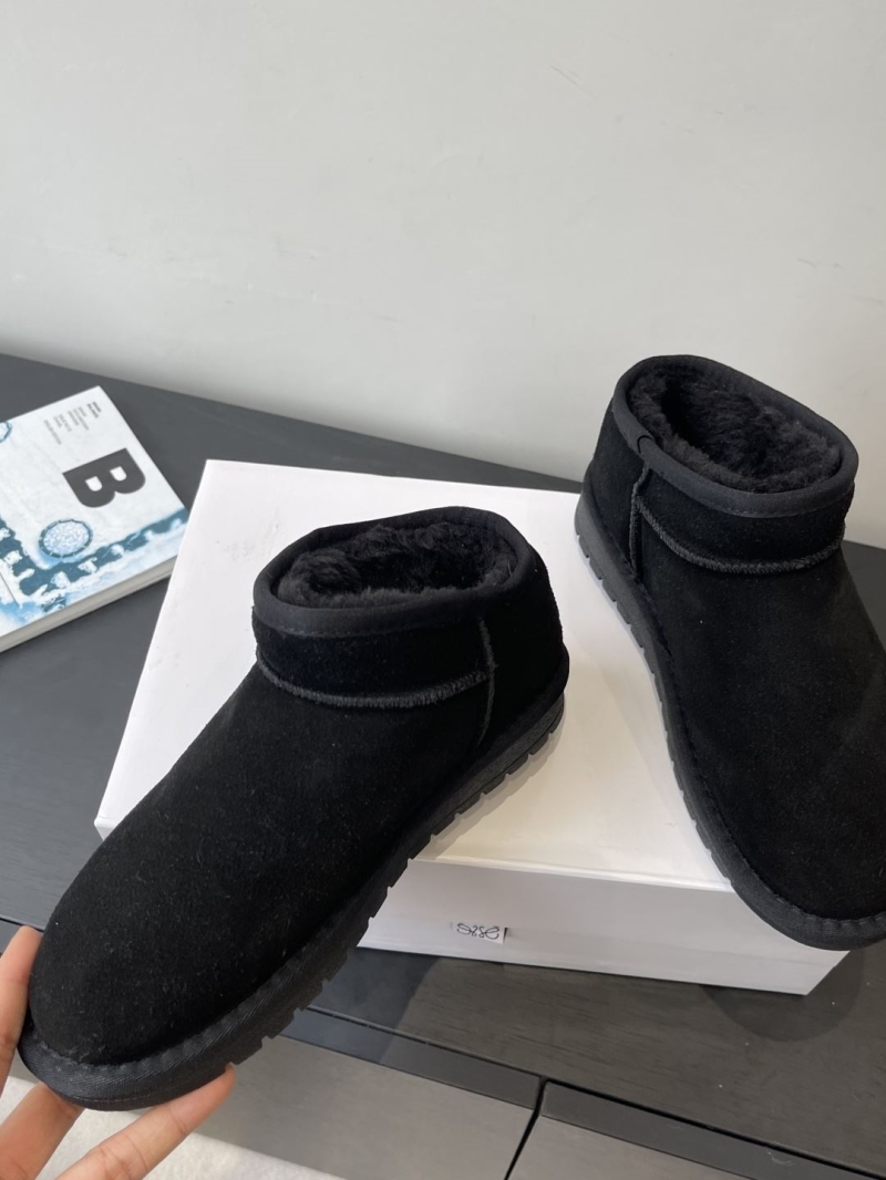 L0ew* boots